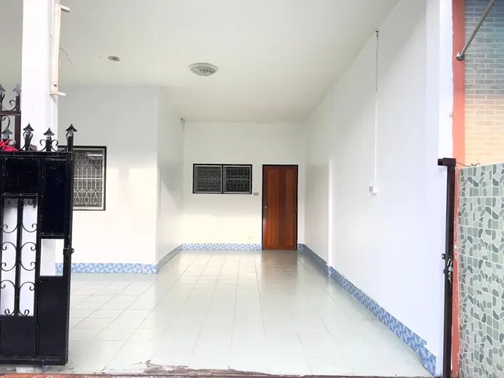 House For Sale - Popwan Road